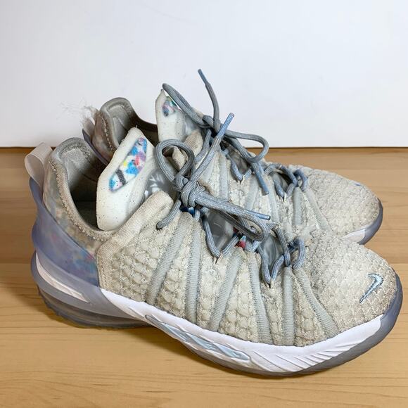 Nike LeBron 18 Play for the Future Size 4Y / 36EU / 5.5Women US - Picture 7 of 15